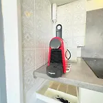 Appartamento à 200m Balcon *
