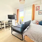 à 200m Balcon Appartamento *